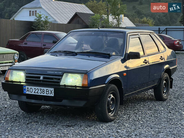 Синий ВАЗ 21099, объемом двигателя 1.5 л и пробегом 130 тыс. км за 1750 $, фото 1 на Automoto.ua