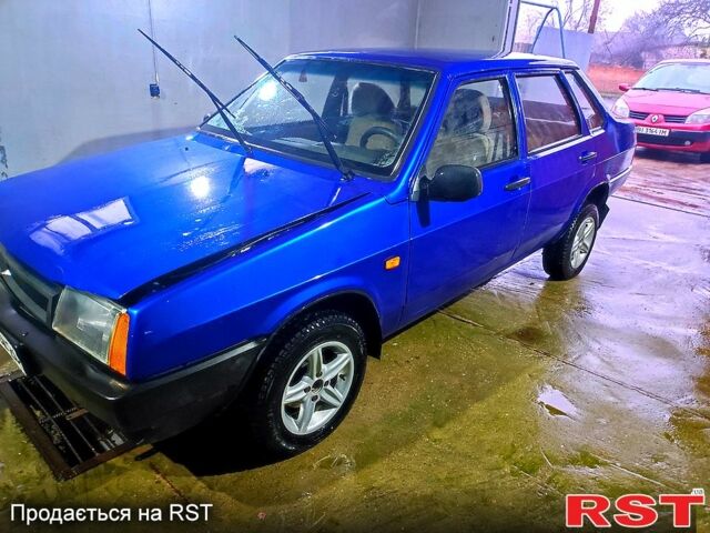 Синий ВАЗ 21099, объемом двигателя 1.5 л и пробегом 100 тыс. км за 1499 $, фото 1 на Automoto.ua