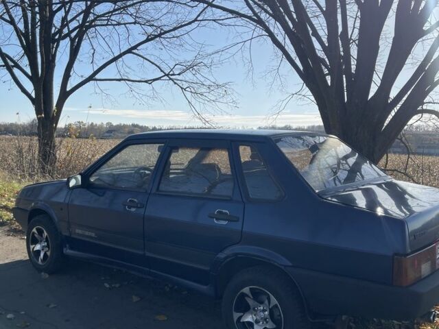 Синий ВАЗ 21099, объемом двигателя 1.5 л и пробегом 242 тыс. км за 1450 $, фото 2 на Automoto.ua