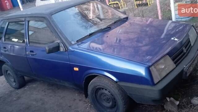 Синий ВАЗ 21099, объемом двигателя 1.5 л и пробегом 208 тыс. км за 1500 $, фото 3 на Automoto.ua