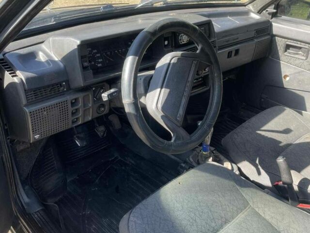 Синий ВАЗ 21099, объемом двигателя 1.5 л и пробегом 236 тыс. км за 850 $, фото 5 на Automoto.ua