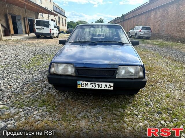 Синий ВАЗ 21099, объемом двигателя 1.5 л и пробегом 216 тыс. км за 950 $, фото 1 на Automoto.ua