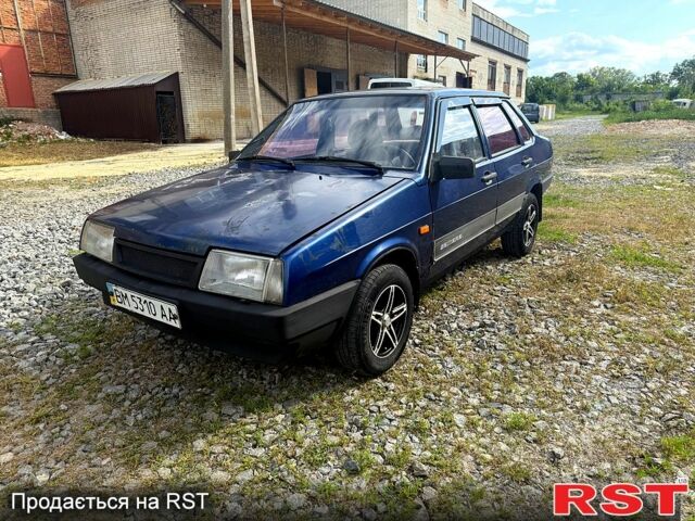 Синий ВАЗ 21099, объемом двигателя 1.5 л и пробегом 216 тыс. км за 950 $, фото 2 на Automoto.ua