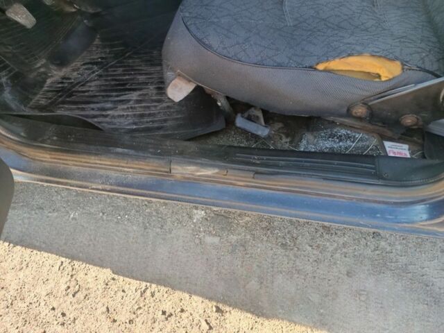 Синий ВАЗ 21099, объемом двигателя 1.5 л и пробегом 100 тыс. км за 1200 $, фото 3 на Automoto.ua