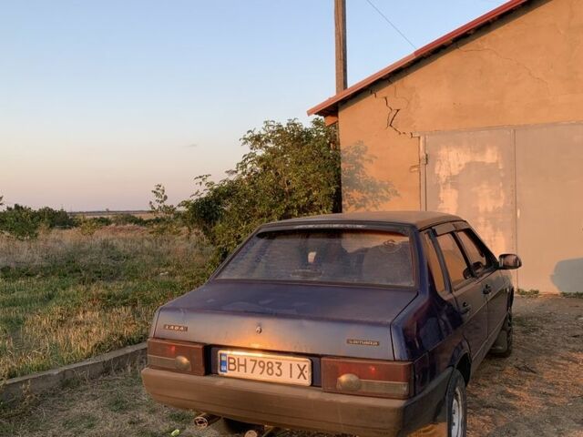 Синій ВАЗ 21099, об'ємом двигуна 1.5 л та пробігом 177 тис. км за 1800 $, фото 2 на Automoto.ua