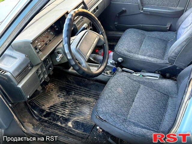 Синий ВАЗ 21099, объемом двигателя 1.5 л и пробегом 140 тыс. км за 1400 $, фото 7 на Automoto.ua