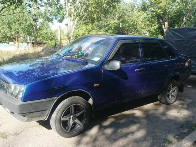 Синий ВАЗ 21099, объемом двигателя 1.5 л и пробегом 250 тыс. км за 2200 $, фото 5 на Automoto.ua