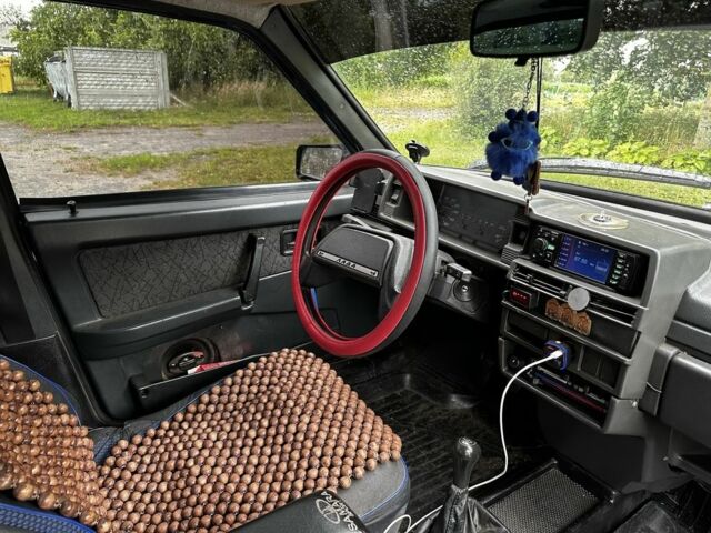 Синий ВАЗ 21099, объемом двигателя 1.5 л и пробегом 140 тыс. км за 1500 $, фото 6 на Automoto.ua