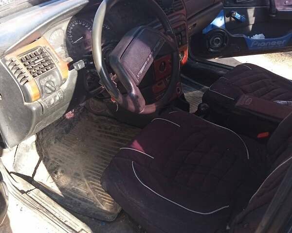 Синий ВАЗ 21099, объемом двигателя 1.5 л и пробегом 300 тыс. км за 1000 $, фото 4 на Automoto.ua
