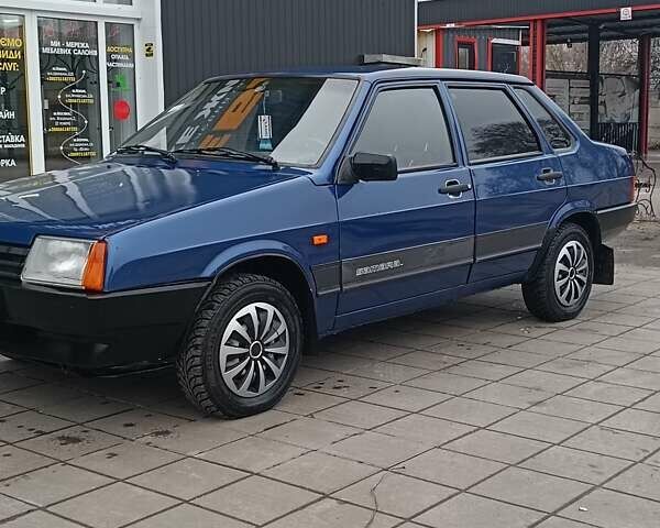 Синий ВАЗ 21099, объемом двигателя 1.5 л и пробегом 200 тыс. км за 1850 $, фото 4 на Automoto.ua