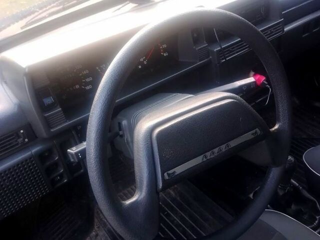 Синий ВАЗ 21099, объемом двигателя 1.5 л и пробегом 200 тыс. км за 800 $, фото 5 на Automoto.ua