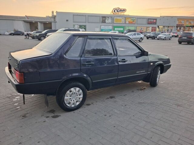 Синий ВАЗ 21099, объемом двигателя 1.5 л и пробегом 140 тыс. км за 1500 $, фото 3 на Automoto.ua