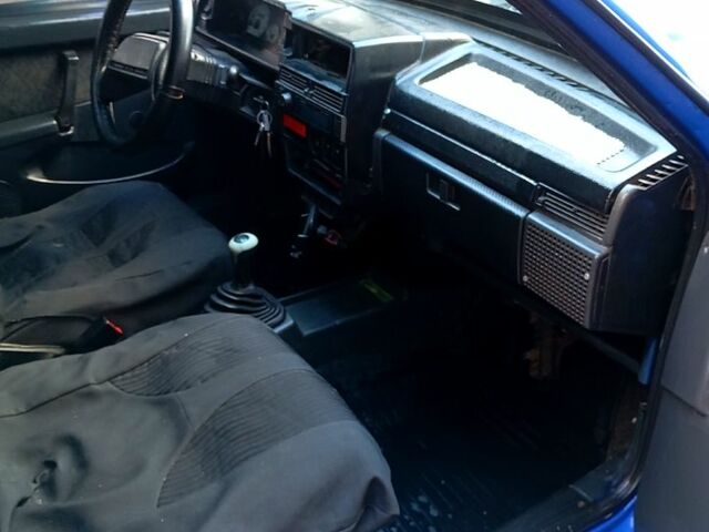 Синій ВАЗ 21099, об'ємом двигуна 1.5 л та пробігом 250 тис. км за 1550 $, фото 8 на Automoto.ua