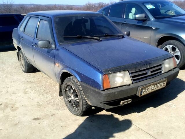 Синій ВАЗ 21099, об'ємом двигуна 1.5 л та пробігом 0 тис. км за 1100 $, фото 3 на Automoto.ua