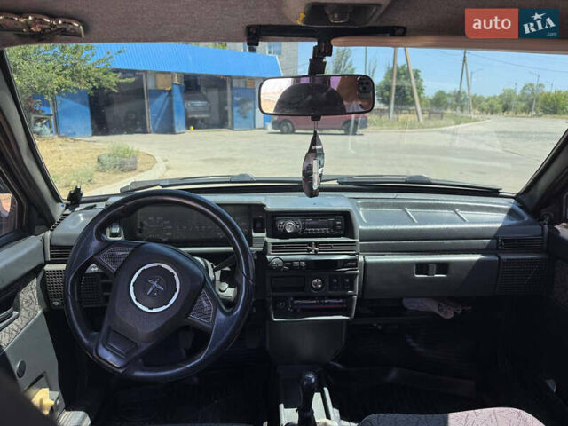 Синий ВАЗ 21099, объемом двигателя 1.5 л и пробегом 285 тыс. км за 2400 $, фото 5 на Automoto.ua