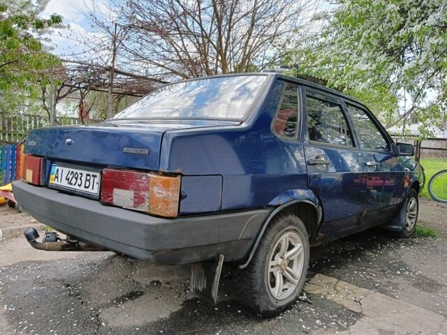 Синий ВАЗ 21099, объемом двигателя 1.5 л и пробегом 166 тыс. км за 900 $, фото 6 на Automoto.ua