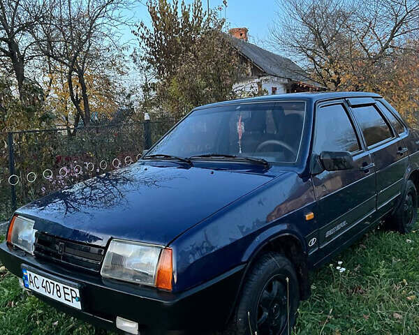 Синий ВАЗ 21099, объемом двигателя 1.5 л и пробегом 210 тыс. км за 1300 $, фото 2 на Automoto.ua