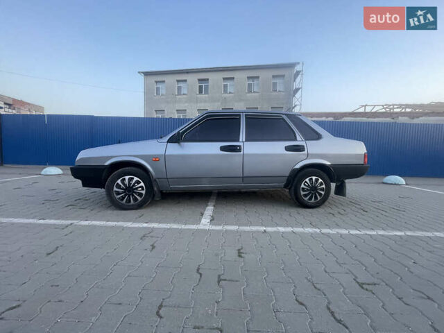 Синий ВАЗ 21099, объемом двигателя 0 л и пробегом 126 тыс. км за 2300 $, фото 3 на Automoto.ua