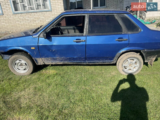 Синий ВАЗ 21099, объемом двигателя 1.5 л и пробегом 240 тыс. км за 726 $, фото 3 на Automoto.ua