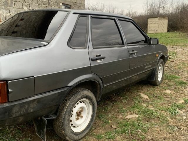 Синий ВАЗ 21099, объемом двигателя 1.5 л и пробегом 160 тыс. км за 1200 $, фото 4 на Automoto.ua