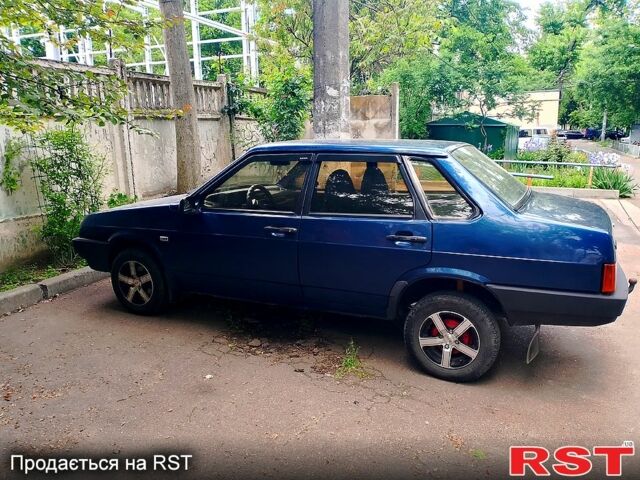 Синий ВАЗ 21099, объемом двигателя 1.5 л и пробегом 114 тыс. км за 2400 $, фото 4 на Automoto.ua