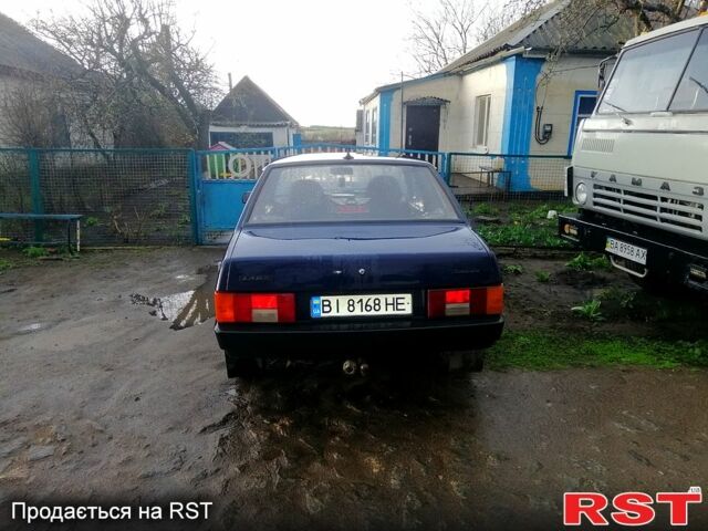 Синий ВАЗ 21099, объемом двигателя 1.5 л и пробегом 192 тыс. км за 1500 $, фото 2 на Automoto.ua