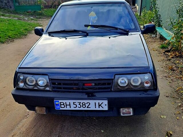 Синий ВАЗ 21099, объемом двигателя 1.5 л и пробегом 198 тыс. км за 1500 $, фото 2 на Automoto.ua
