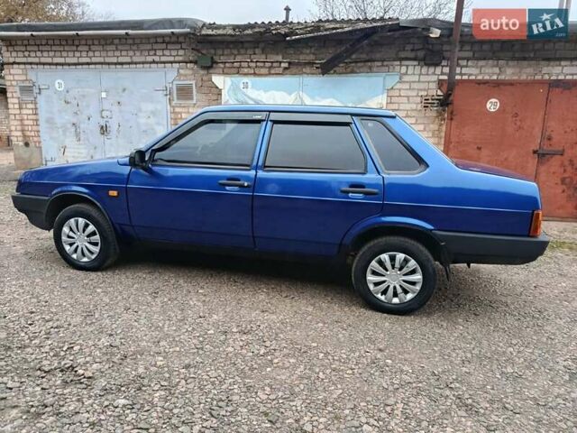 Синий ВАЗ 21099, объемом двигателя 1.5 л и пробегом 174 тыс. км за 1999 $, фото 9 на Automoto.ua