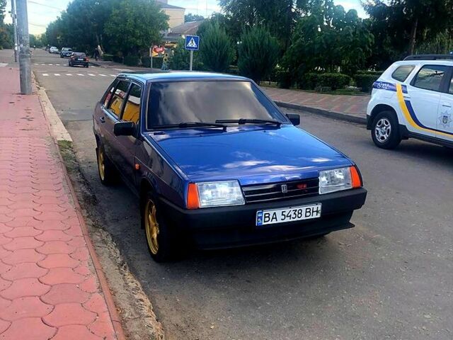 Синий ВАЗ 21099, объемом двигателя 1.5 л и пробегом 243 тыс. км за 2400 $, фото 2 на Automoto.ua