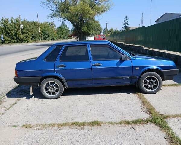 Синий ВАЗ 21099, объемом двигателя 1.5 л и пробегом 99 тыс. км за 2550 $, фото 2 на Automoto.ua