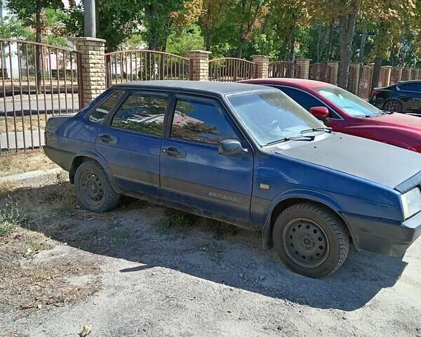 Синий ВАЗ 21099, объемом двигателя 1.5 л и пробегом 226 тыс. км за 1500 $, фото 3 на Automoto.ua