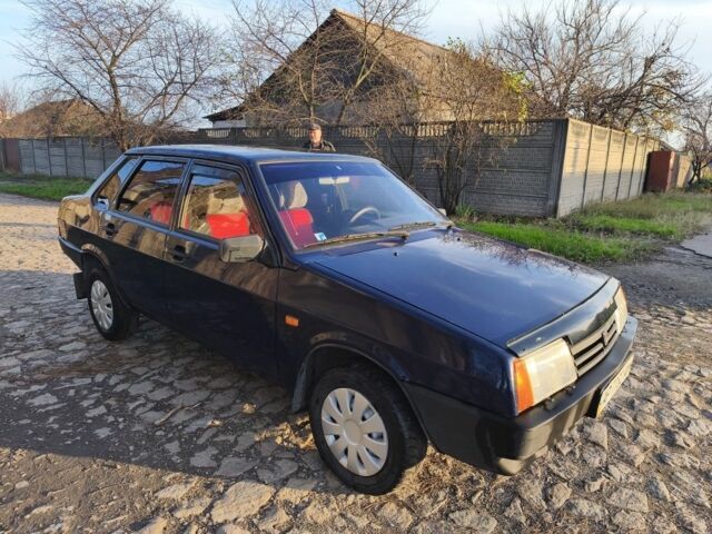 Синий ВАЗ 21099, объемом двигателя 1.5 л и пробегом 110 тыс. км за 2000 $, фото 3 на Automoto.ua