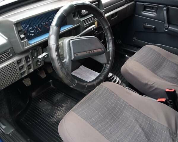 Синий ВАЗ 21099, объемом двигателя 1.5 л и пробегом 235 тыс. км за 1700 $, фото 4 на Automoto.ua
