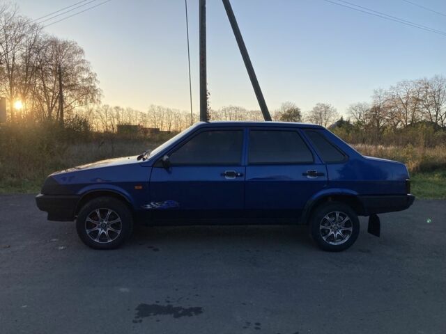 Синій ВАЗ 21099, об'ємом двигуна 1.6 л та пробігом 168 тис. км за 1400 $, фото 3 на Automoto.ua