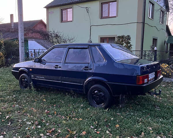 Синий ВАЗ 21099, объемом двигателя 1.5 л и пробегом 210 тыс. км за 1300 $, фото 1 на Automoto.ua