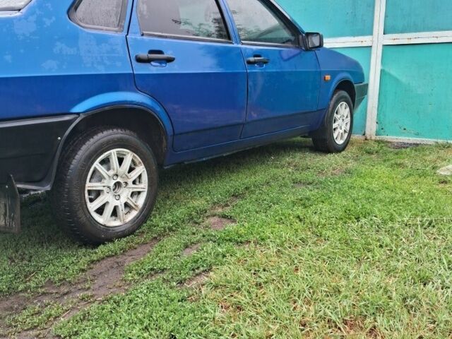 Синий ВАЗ 21099, объемом двигателя 1.5 л и пробегом 202 тыс. км за 1329 $, фото 2 на Automoto.ua