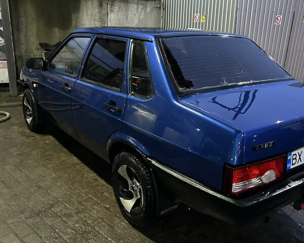 Синий ВАЗ 21099, объемом двигателя 1.6 л и пробегом 215 тыс. км за 1800 $, фото 4 на Automoto.ua