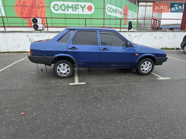 Синий ВАЗ 21099, объемом двигателя 1.6 л и пробегом 250 тыс. км за 1650 $, фото 3 на Automoto.ua