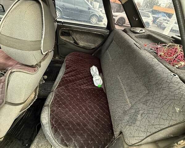 Синій ВАЗ 21099, об'ємом двигуна 1.6 л та пробігом 113 тис. км за 2500 $, фото 5 на Automoto.ua