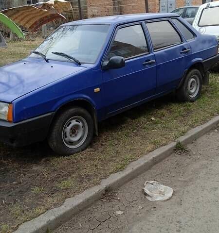 Синий ВАЗ 21099, объемом двигателя 1.5 л и пробегом 160 тыс. км за 1000 $, фото 1 на Automoto.ua