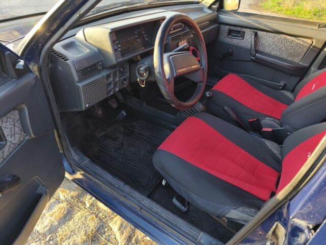 Синий ВАЗ 21099, объемом двигателя 1.5 л и пробегом 110 тыс. км за 2000 $, фото 5 на Automoto.ua