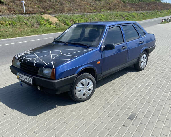 Синий ВАЗ 21099, объемом двигателя 1.5 л и пробегом 180 тыс. км за 1450 $, фото 2 на Automoto.ua