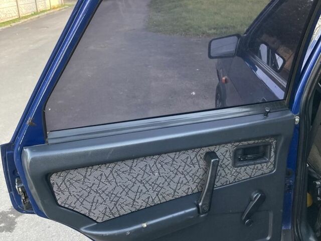 Синій ВАЗ 21099, об'ємом двигуна 1.6 л та пробігом 168 тис. км за 1400 $, фото 14 на Automoto.ua