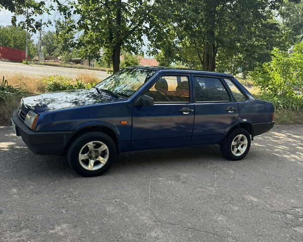 Синий ВАЗ 21099, объемом двигателя 1.5 л и пробегом 200 тыс. км за 1850 $, фото 5 на Automoto.ua