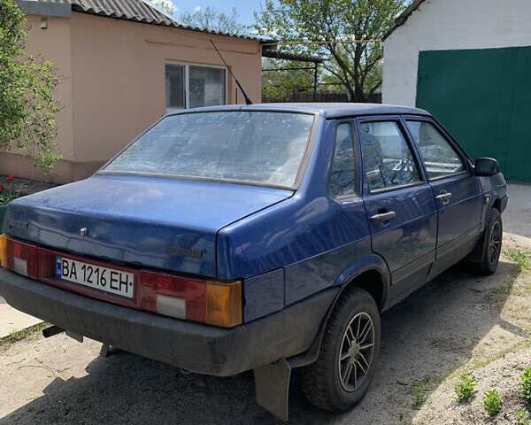 Синий ВАЗ 21099, объемом двигателя 1.6 л и пробегом 107 тыс. км за 1700 $, фото 2 на Automoto.ua