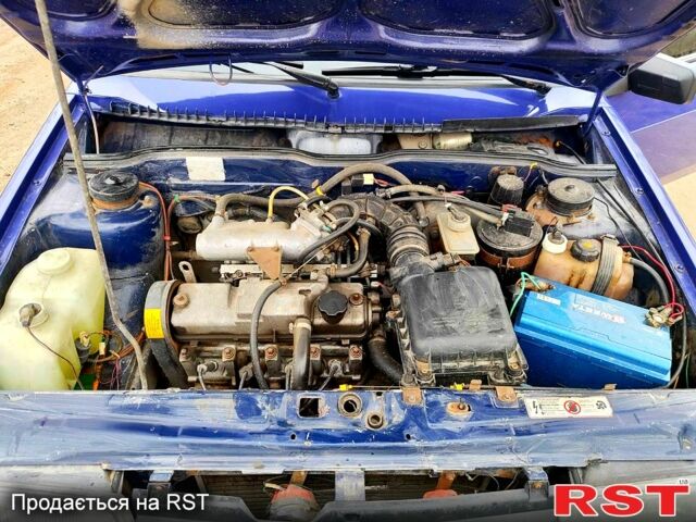 Синий ВАЗ 21099, объемом двигателя 1.5 л и пробегом 0 тыс. км за 1500 $, фото 6 на Automoto.ua