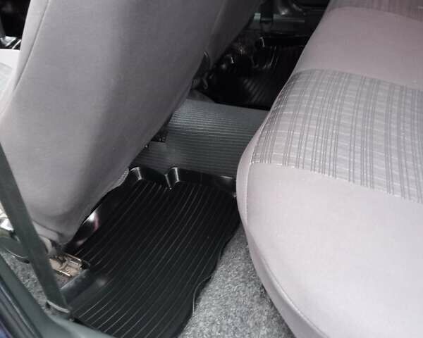 Синий ВАЗ 21099, объемом двигателя 1.5 л и пробегом 235 тыс. км за 1700 $, фото 2 на Automoto.ua