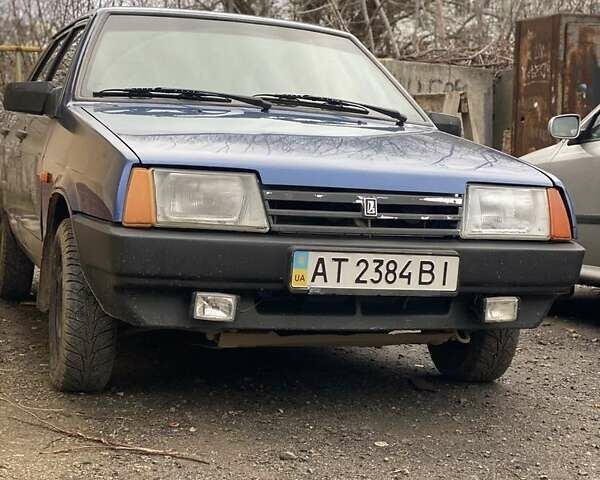 Синий ВАЗ 21099, объемом двигателя 1.5 л и пробегом 300 тыс. км за 1600 $, фото 5 на Automoto.ua