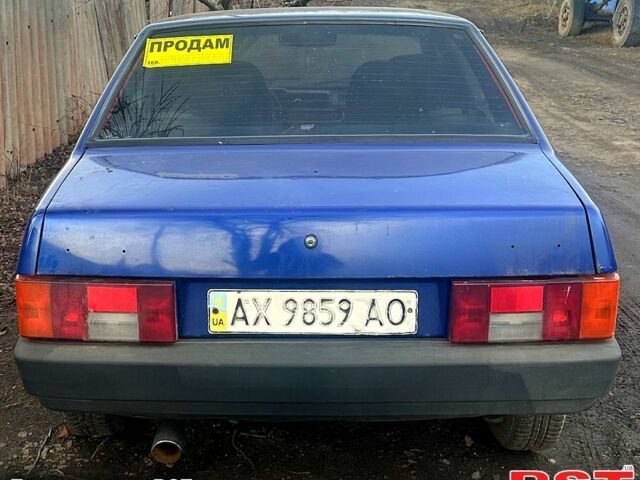 Синий ВАЗ 21099, объемом двигателя 16 л и пробегом 155 тыс. км за 1500 $, фото 2 на Automoto.ua