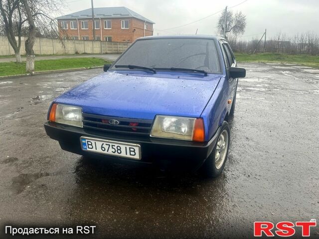 Синий ВАЗ 21099, объемом двигателя 1.5 л и пробегом 160 тыс. км за 1900 $, фото 1 на Automoto.ua
